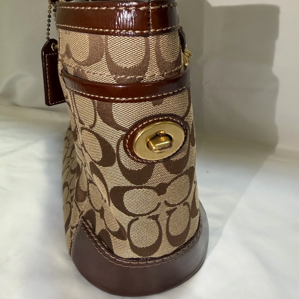 Coach Signature Canvas Tote Bag in Khaki/Brown - Picture 3 of 12